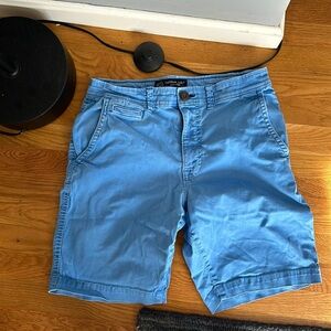 American eagle blue shorts size 31 active flex classic